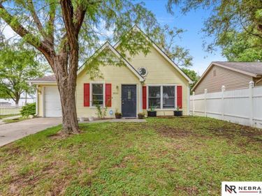 3310 Saint Paul Avenue, Lincoln, NE 68504