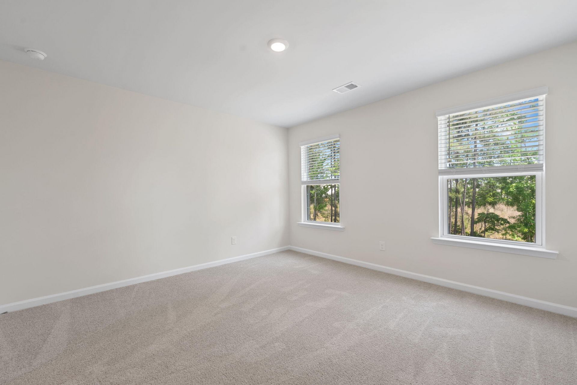 114 Haventree Court Photo 21
