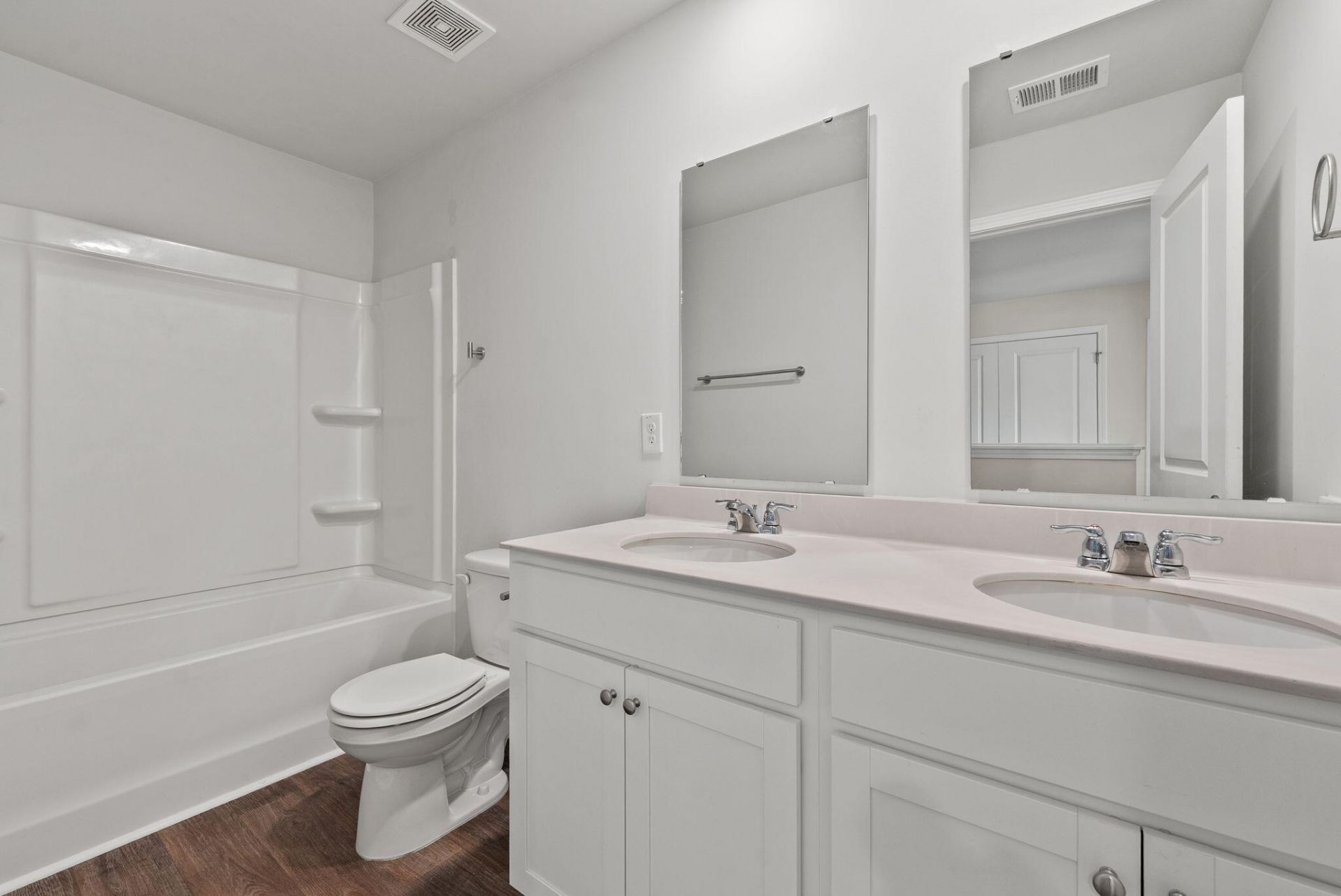 114 Haventree Court Photo 22