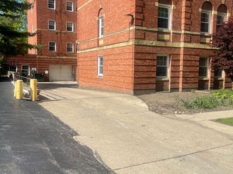 15820 Van Aken, Unit 303, Shaker Heights, OH 44120 Photo 2