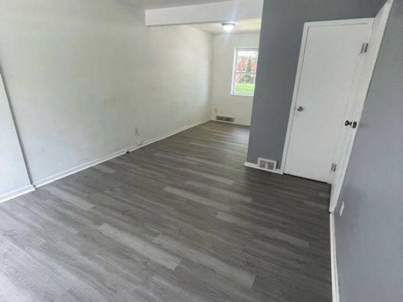 22651 Fox, Unit I, Euclid, OH 44123 Photo 10