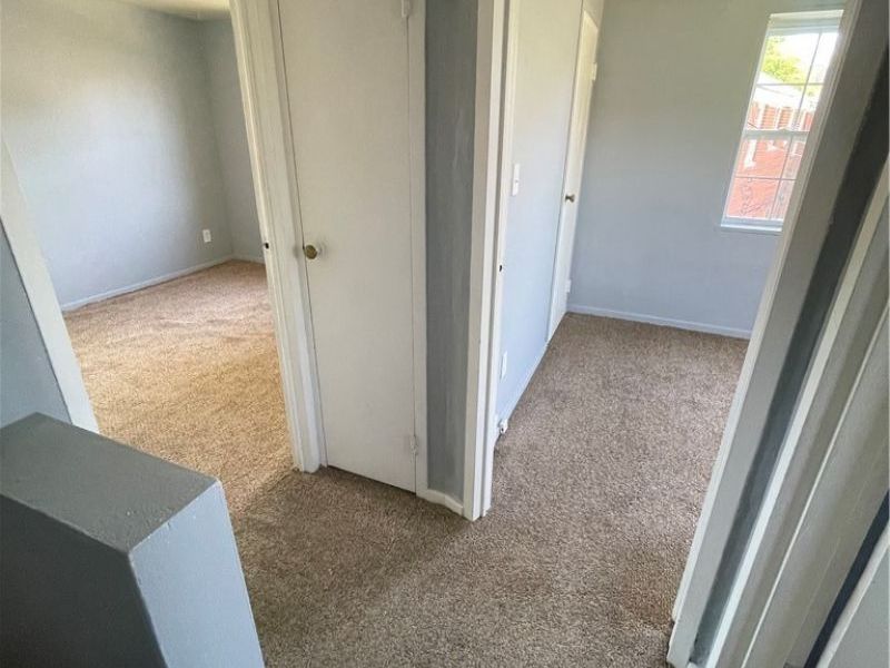 490 Kenwood Drive, Unit J, Euclid, OH 44123 Photo 12