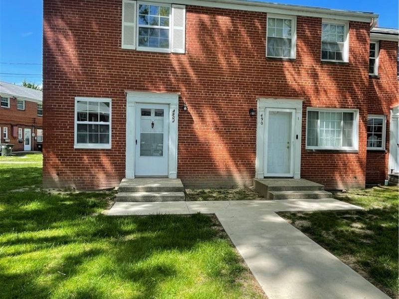 490 Kenwood Drive, Unit J, Euclid, OH 44123 Photo 2