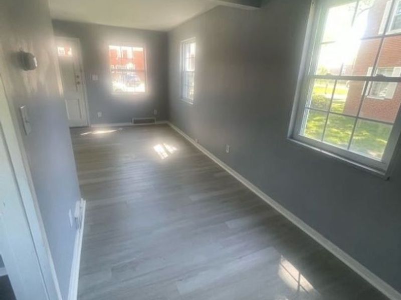 490 Kenwood Drive, Unit J, Euclid, OH 44123 Photo 8