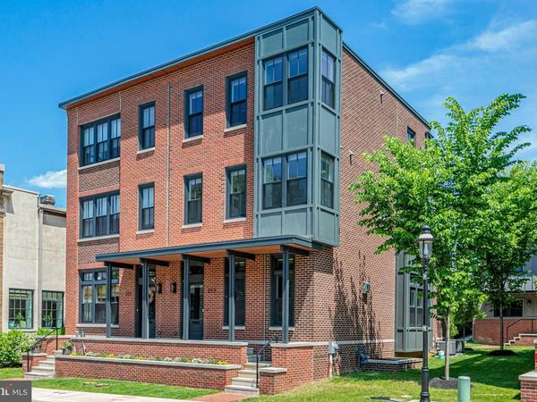 213 S STATE STREET, NEWTOWN, PA 18940