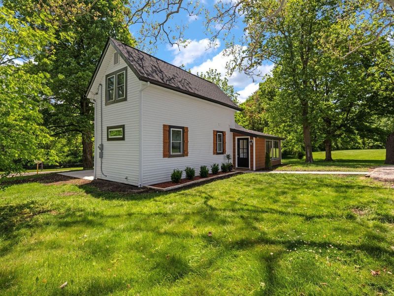 722 Belleview Court, Delaware, OH 43015 Photo 2