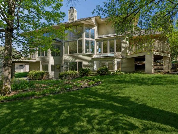 782 Evergreen Knolls, Mendota Heights, MN 55118