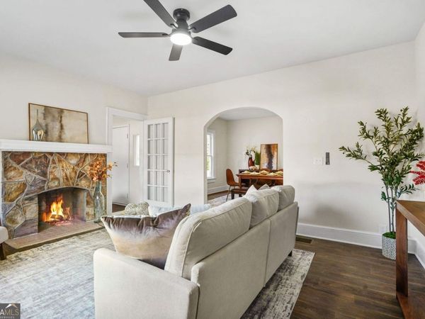 617 Hamilton E Holmes Drive NW, Atlanta, GA 30318