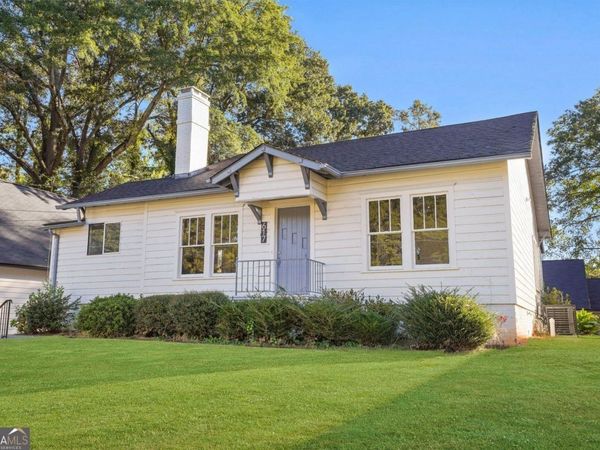 617 Hamilton E Holmes Drive NW, Atlanta, GA 30318