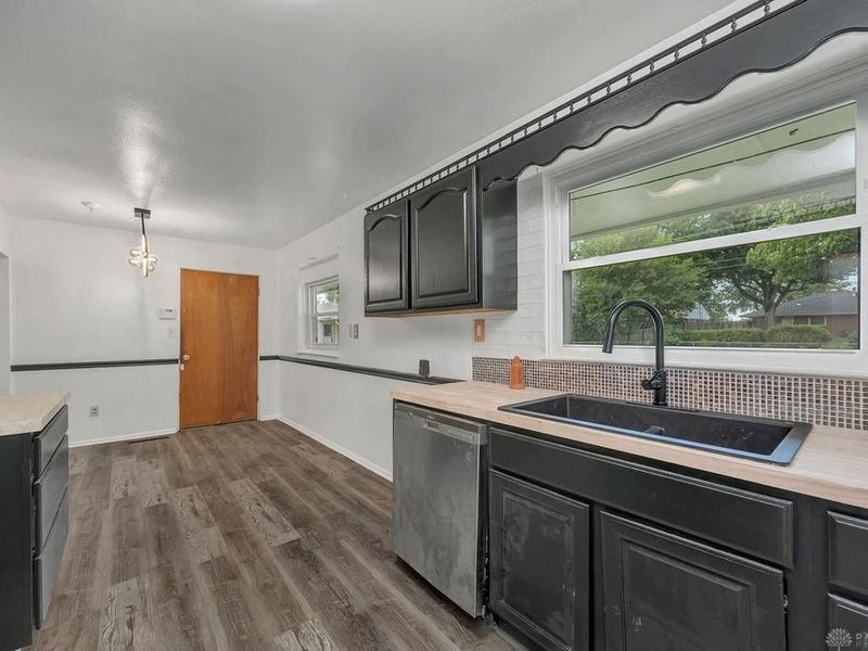 49 Brookhaven Drive, Trotwood, OH 45426 Photo 4
