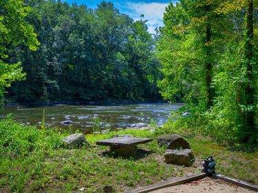 35 Kirk , Sharon, CT 06796