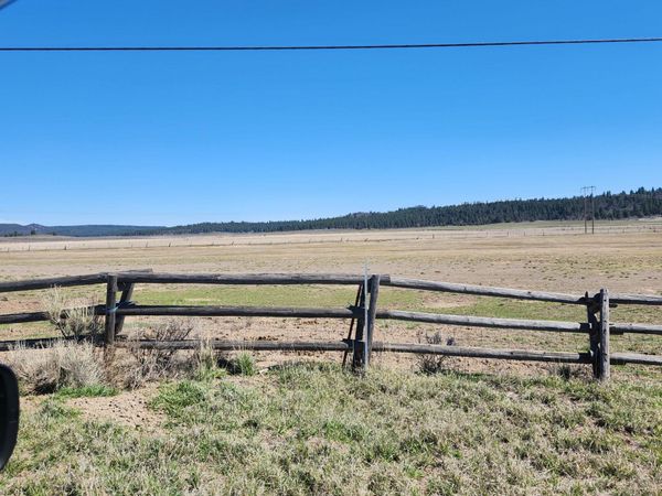 Moccasin Lane, Chiloquin, OR 97624