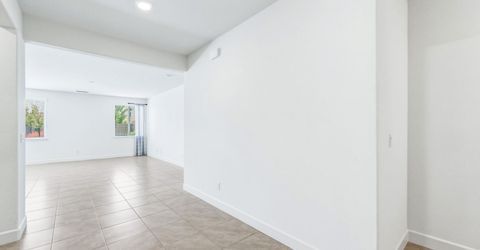2057 Marcus Way, Sparks, NV 89436 Photo