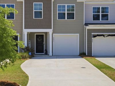 221 Cozy Brook Court, Summerville, SC 29486