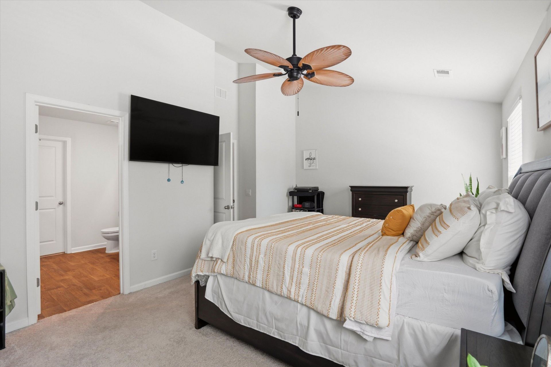 221 Cozy Brook Court Photo 12