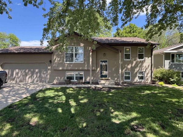 1212 14th Avenue W, Spencer, IA 51301
