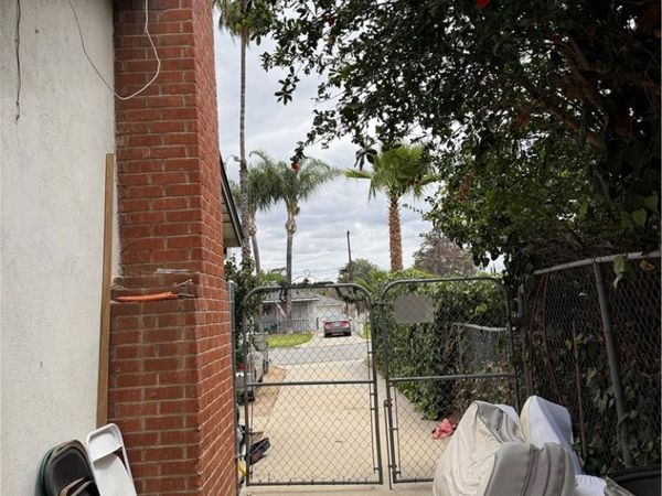 4656 Mcfarland, Riverside, CA 92506