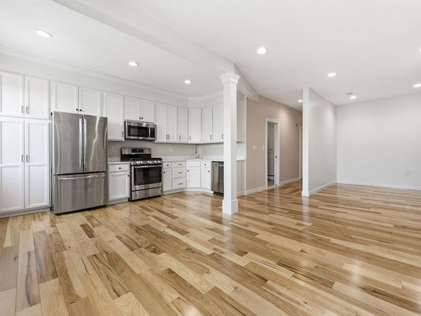 54 Beacon St, Unit 2, Chelsea, MA 02150