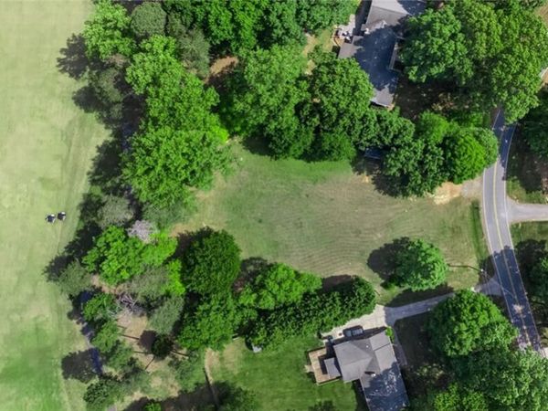 27 Wheaton Circle , Greensboro, NC 27406