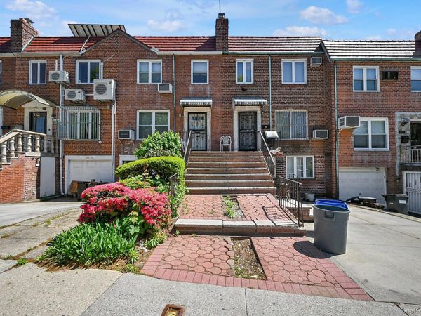 137-76 70th Road , Kew Garden Hills, NY 11367