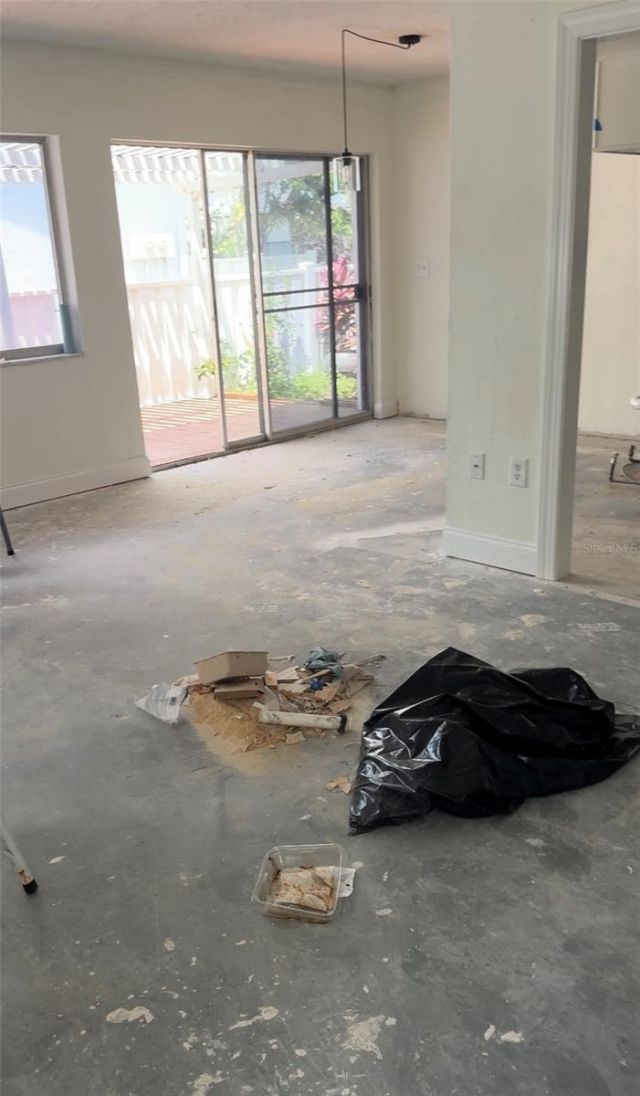 1651 Cape Hope Avenue Ne, Unit 1, Saint Petersburg, FL 33702 Photo