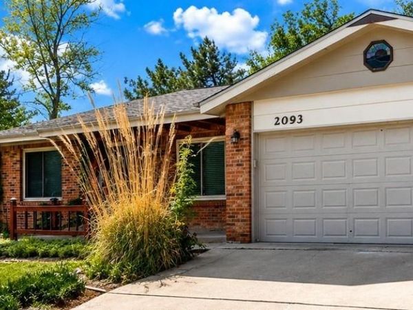 2093 S Rifle Street, Aurora, CO 80013