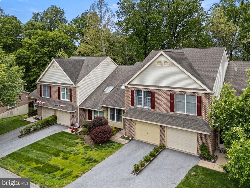 40 May Apple Drive, Downingtown, PA 19335 Main Photo