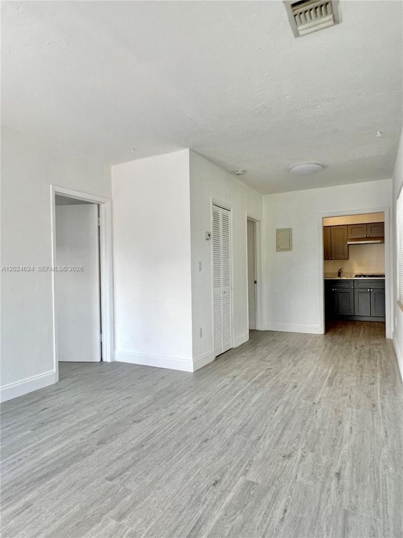 600 SW 16th Ave, Miami, FL 33135 Photo