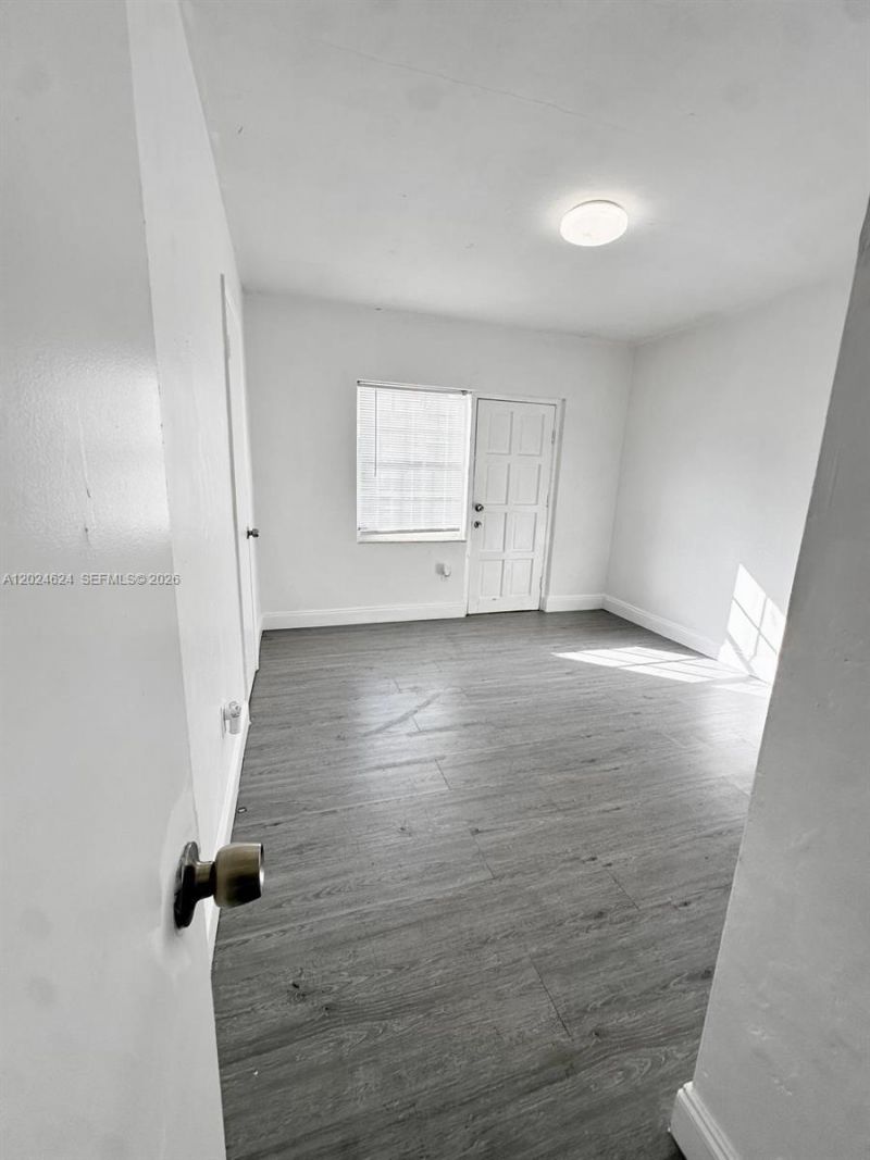 600 SW 16th Ave, Miami, FL 33135 Photo