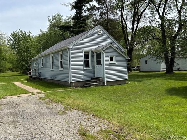 1782 Maple Road, Kimball Twp, MI 48074