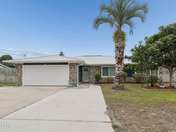 5608 Ivy Road, Panama City, FL 32404
