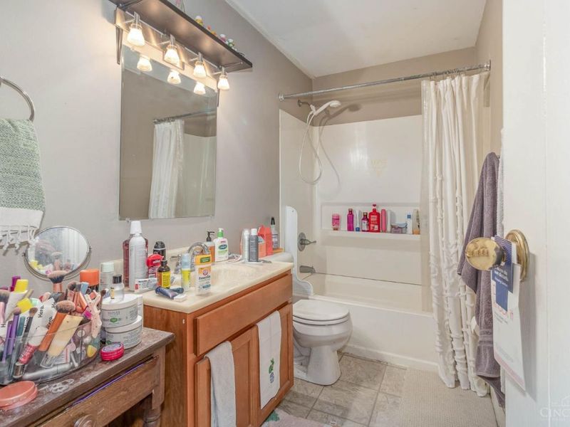 421 Oregon Street, Cincinnati, OH 45202 Photo 22