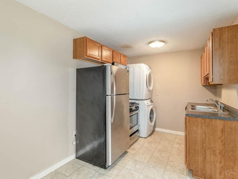 421 Oregon Street, Cincinnati, OH 45202 Photo 6