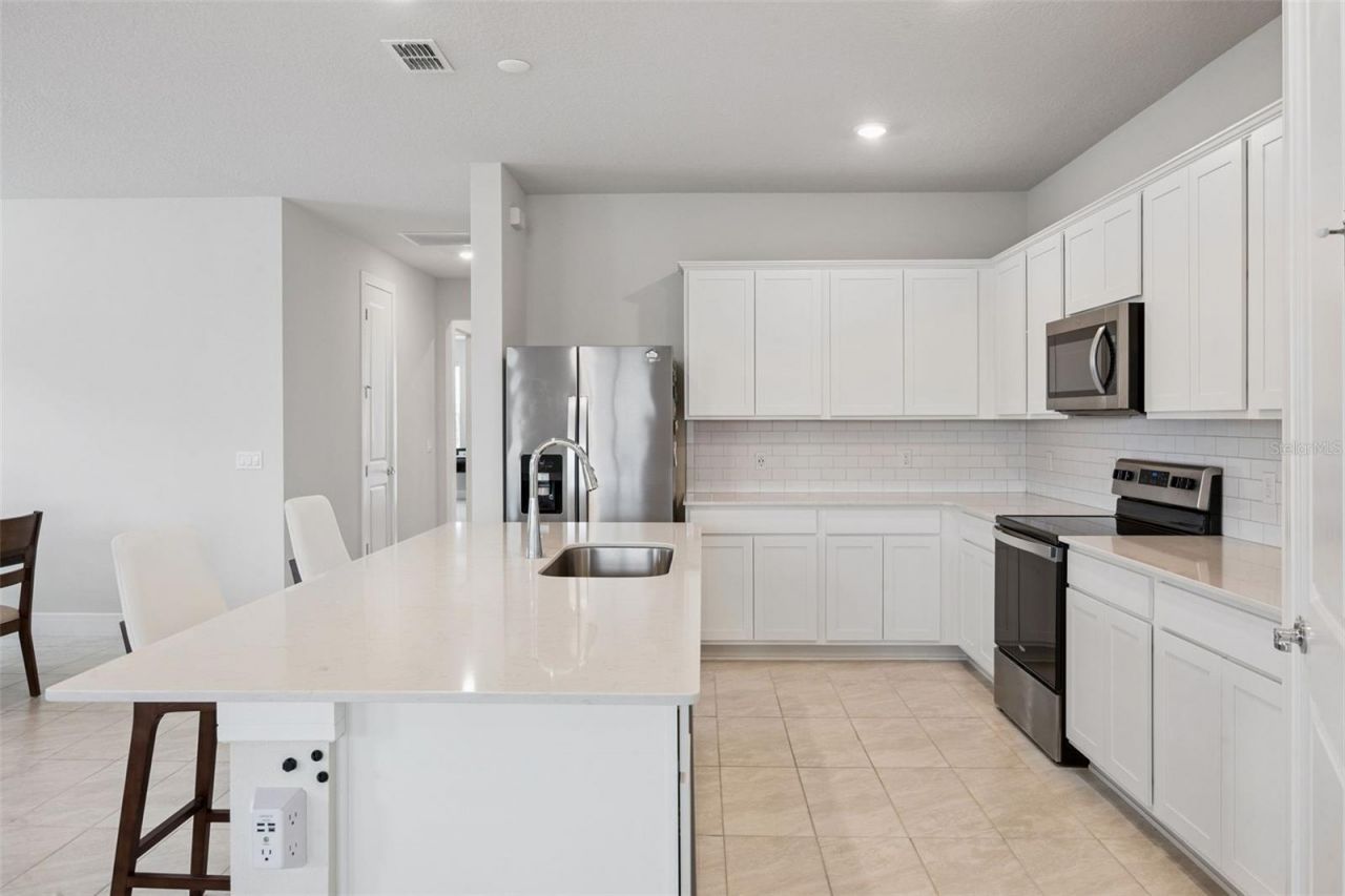 6085 Forest Perch Drive, Saint Cloud, FL 34771 Photo
