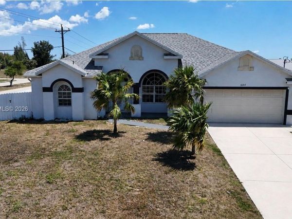 1602 SW 14th St, Cape Coral, FL 33991