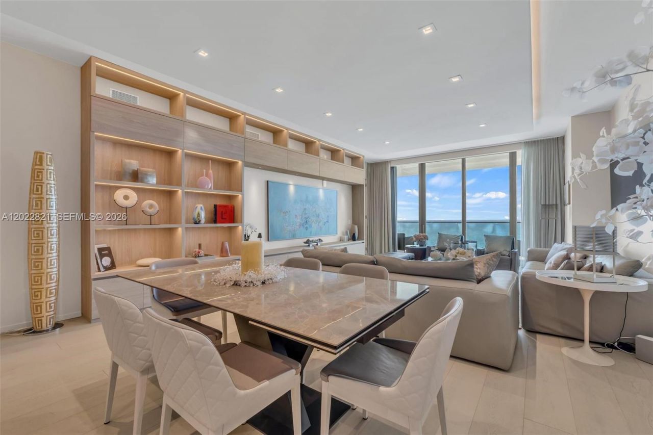 18975 Collins Ave , Unit 2802, Sunny Isles Beach, FL 33160 Photo