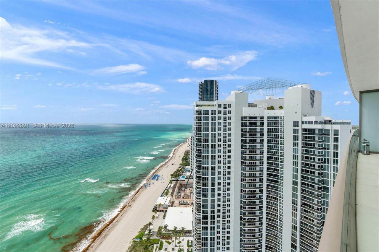 18975 Collins Ave , Unit 2802, Sunny Isles Beach, FL 33160 Photo