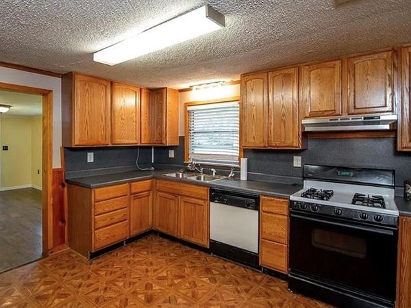 421 Mars Drive , Shreveport, LA 71106