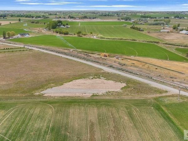 6480 Foothill Road, IDAHO FALLS, ID 83401
