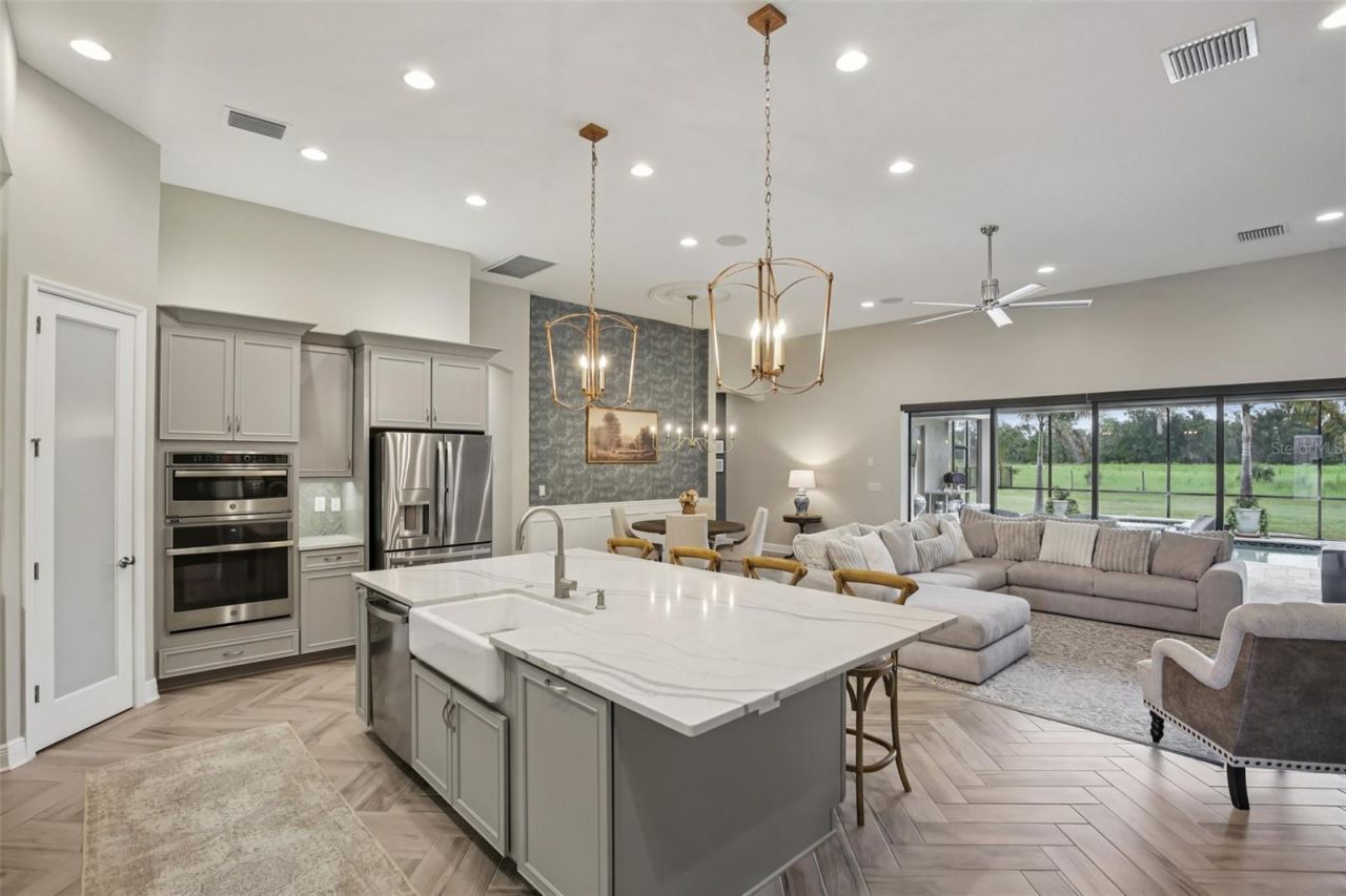 14235 Swiss Bridge Drive , Riverview, FL 33579 Photo