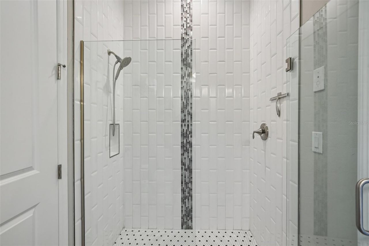 14235 Swiss Bridge Drive , Riverview, FL 33579 Photo