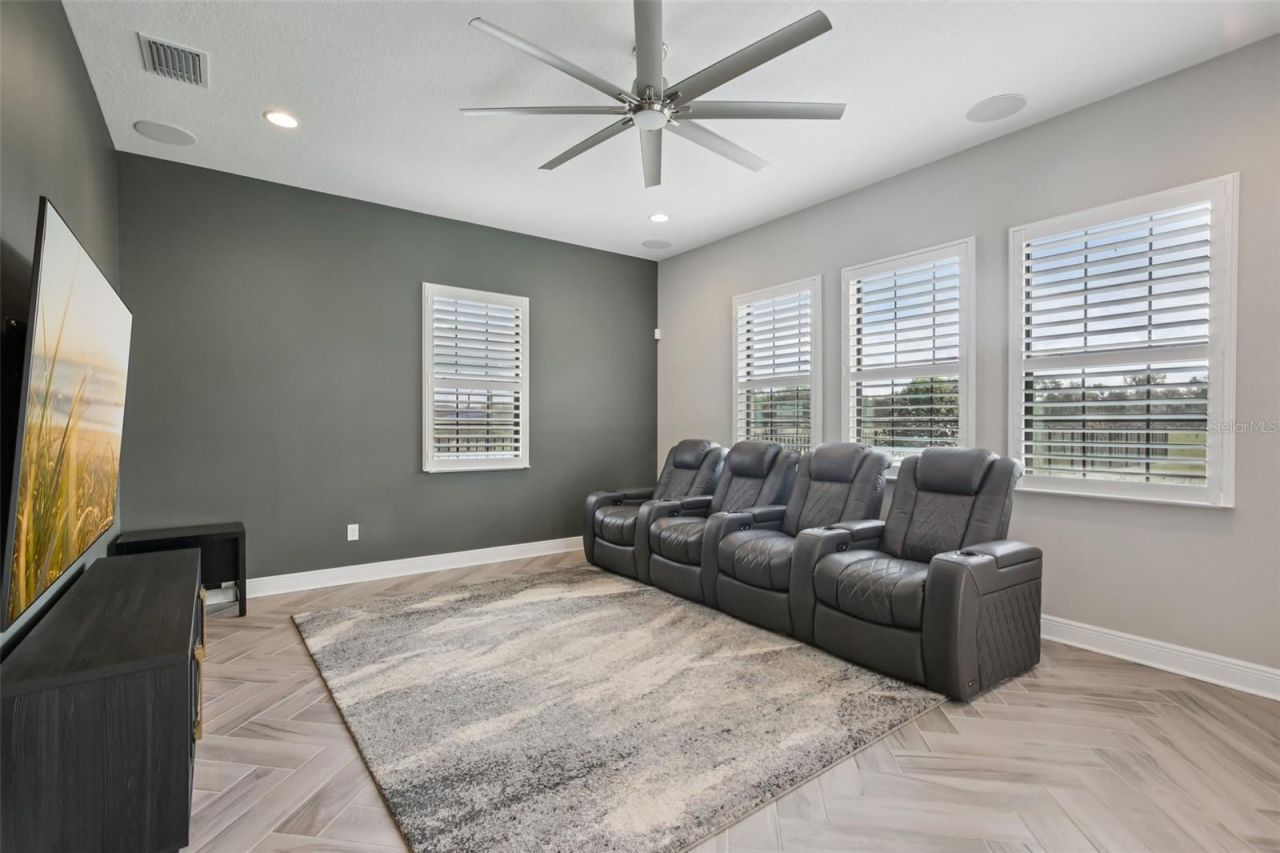 14235 Swiss Bridge Drive , Riverview, FL 33579 Photo
