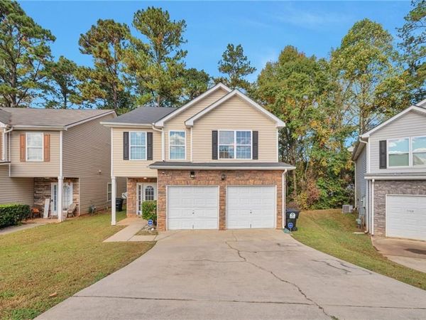 7161 Laurel Creek Drive , Stockbridge, GA 30281