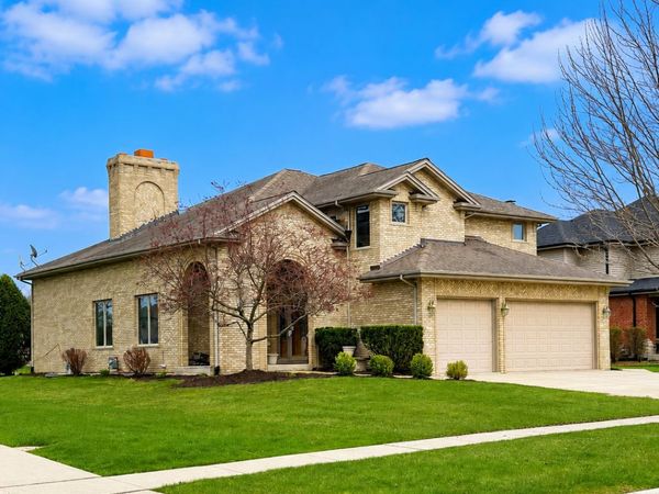 408 Siesta Drive, New Lenox, IL 60451