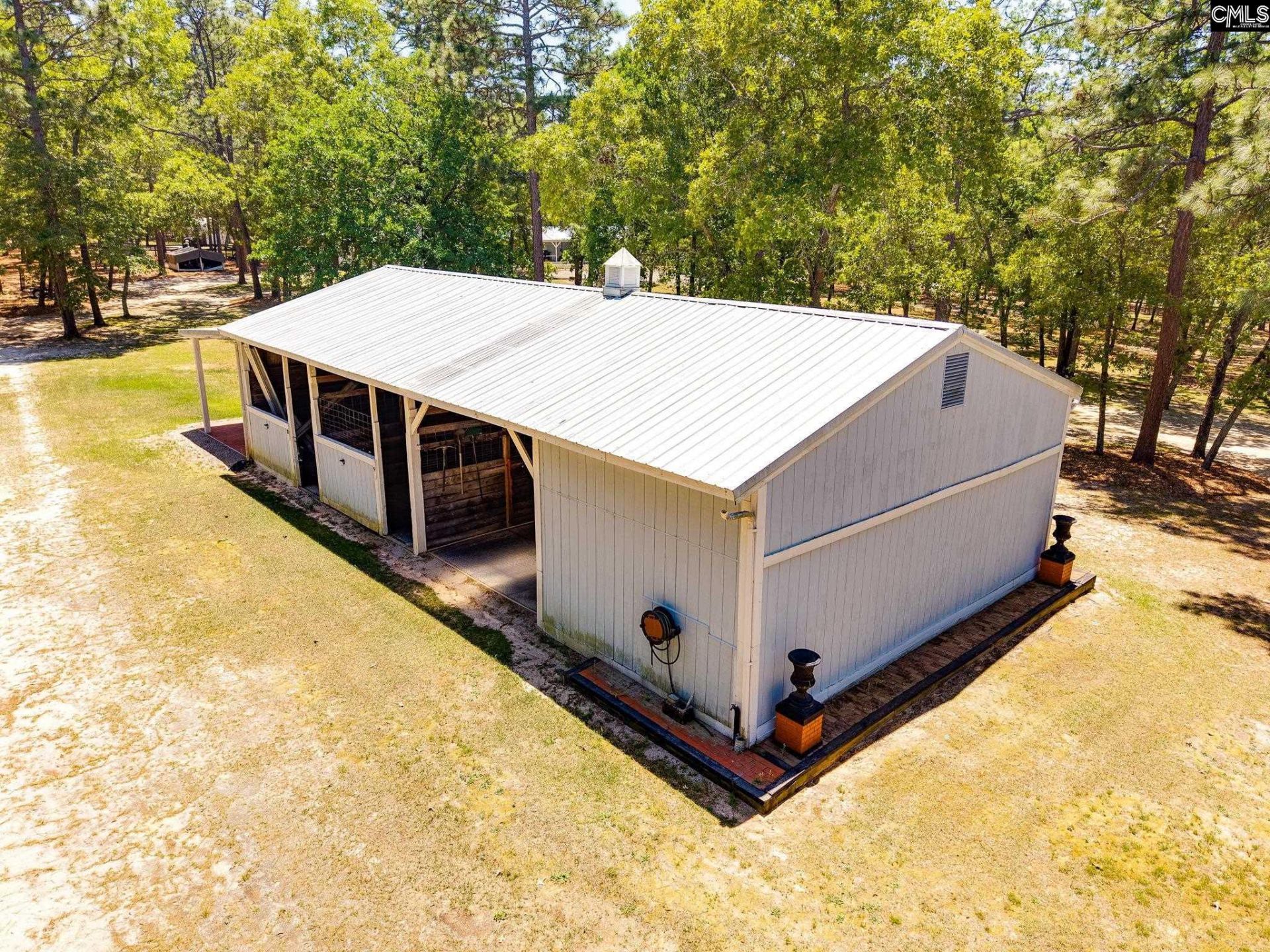 83 Foxwood Lane  Photo 4