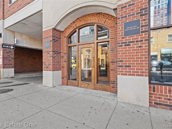 220 MAC Avenue, East Lansing, MI 48823