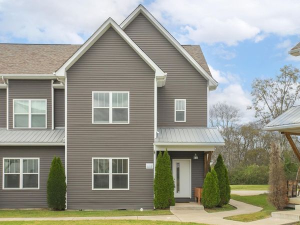 3637 Hydes Ferry Rd , Nashville, TN 37218