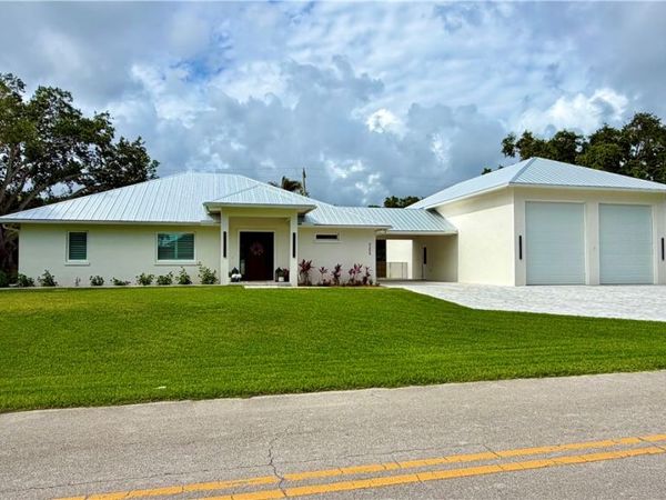 4255 79th Avenue, Vero Beach, FL 32967