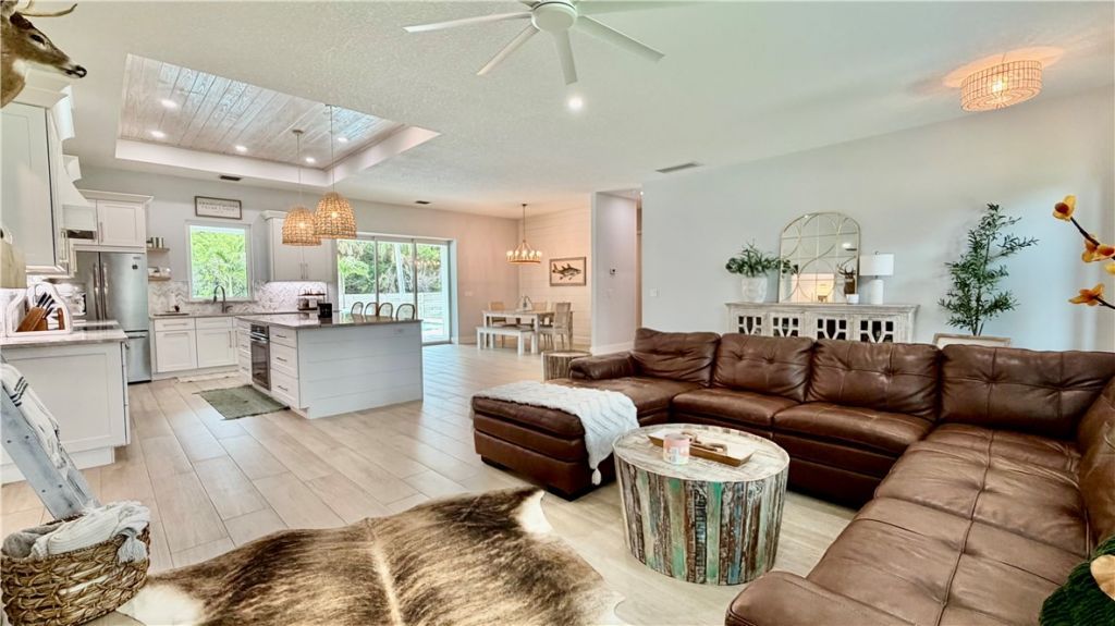 4255 79th Avenue, Vero Beach, FL 32967 Photo