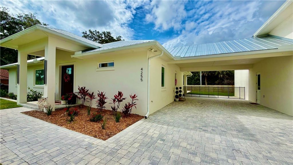 4255 79th Avenue, Vero Beach, FL 32967 Photo